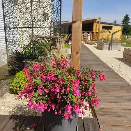 Au Pied Du Lariat Léoville