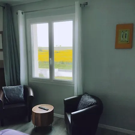 Au Pied Du Lariat Bed & Breakfast