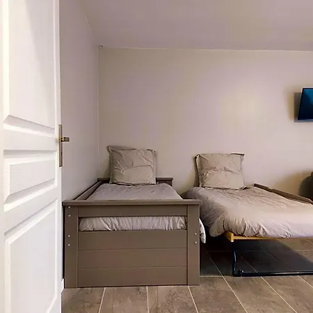 Au Pied Du Lariat 3* Léoville