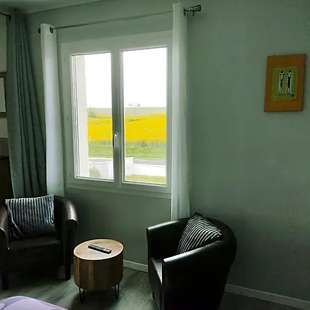 Au Pied Du Lariat 3* Léoville