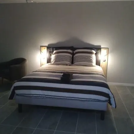 Au Pied Du Lariat 3*