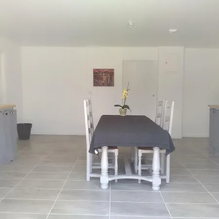 Au Pied Du Lariat Bed & Breakfast